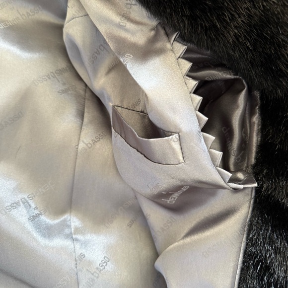 Dennis Basso Luxurious Black Faux Fur Mink Coat Shawl Collar Women’s Medium NWOT - Picture 11 of 14